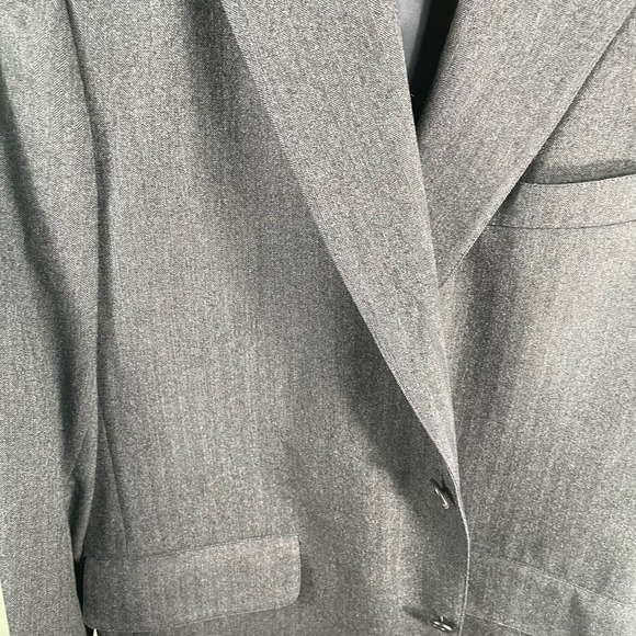BROOK'S BROTHERS Men's Gray 100% Pure Wool Herringbone Blazer Size 40/34 - Picture 3 of 11